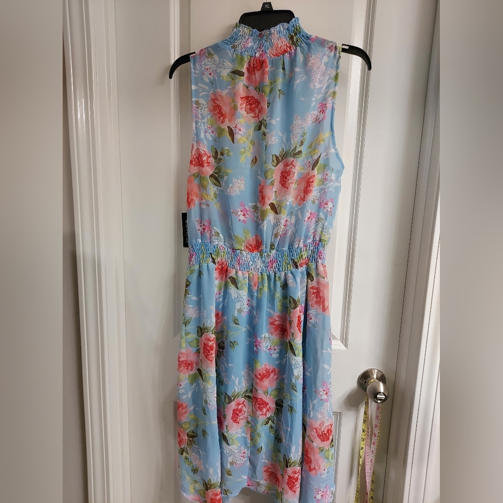 NWT Stella & Julie Floral Dress in Blue and Pink - Picture 12 of 12